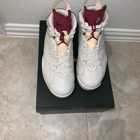 Jordan 6 Maroon - Picture 3 of 4